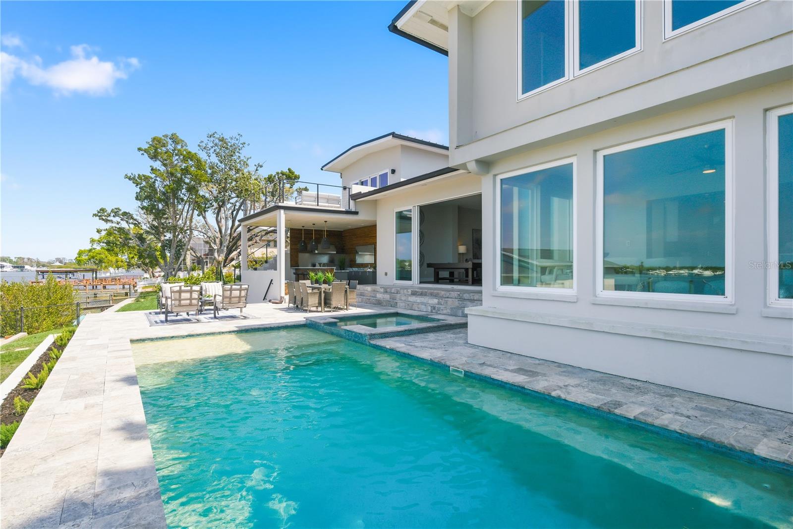 915 BAYSHORE DR — photo 55