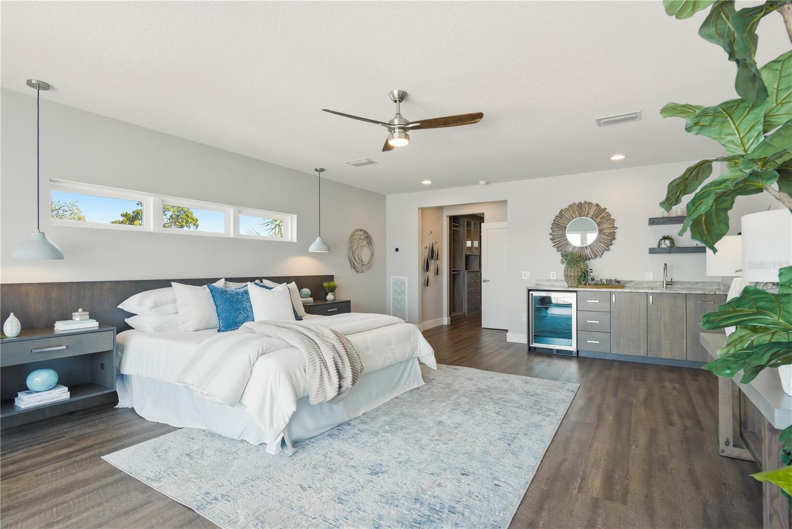 915 BAYSHORE DR — photo 23