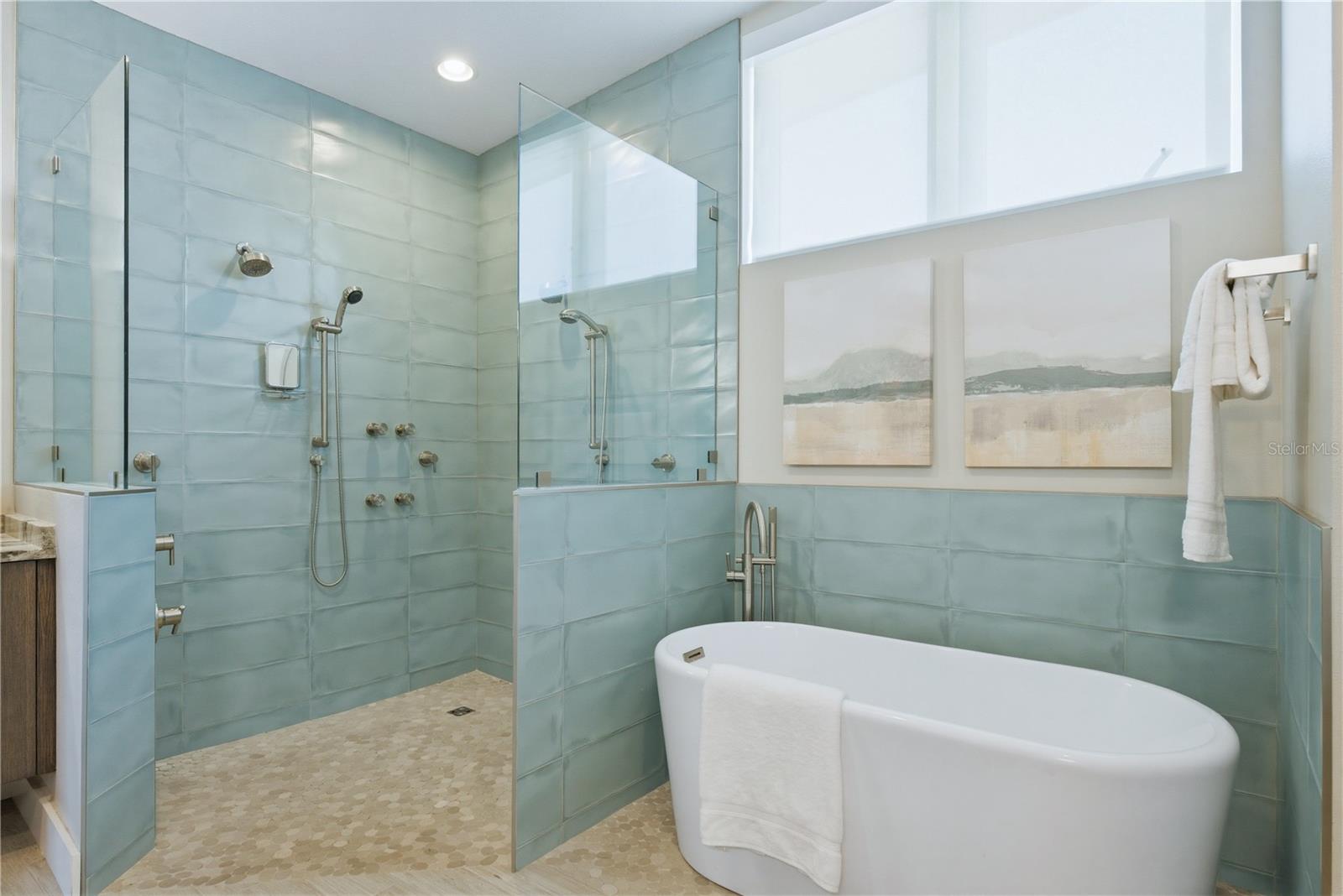 915 BAYSHORE DR — photo 31