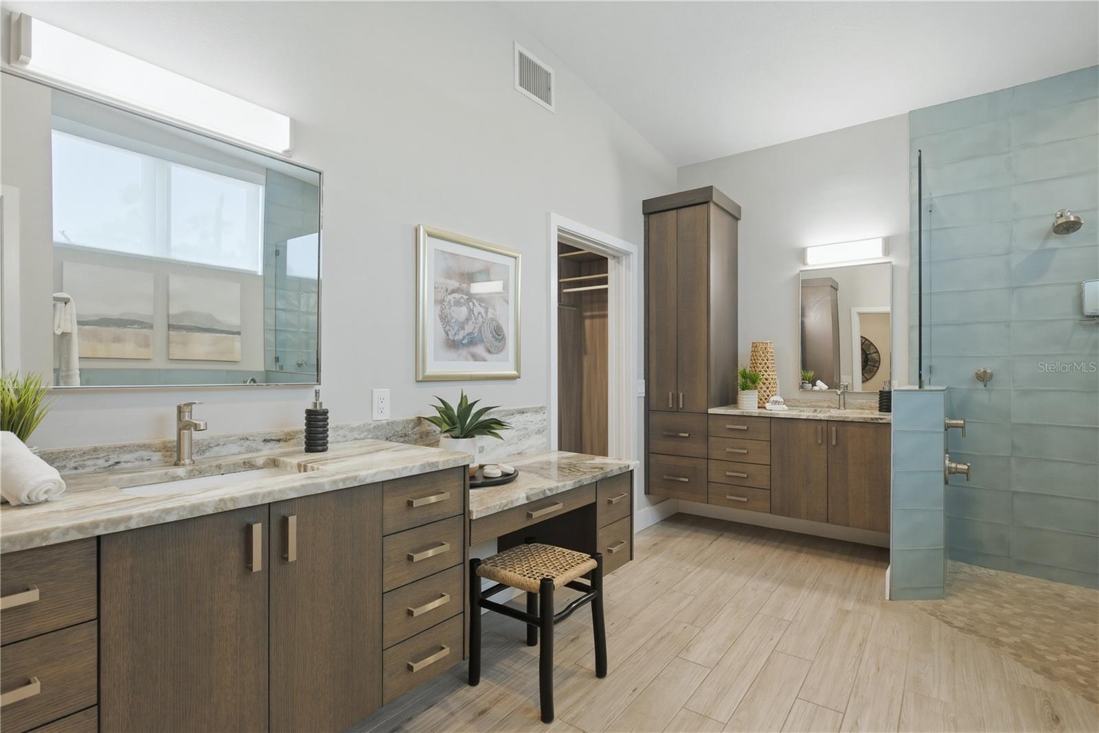 915 BAYSHORE DR — photo 32