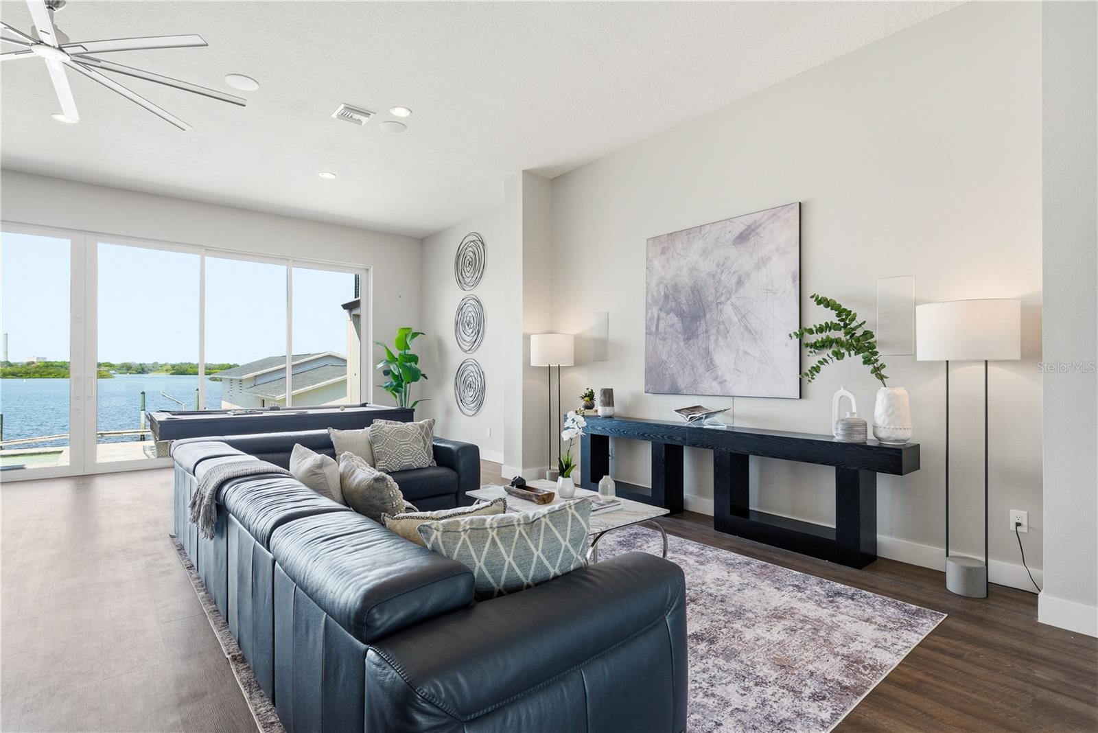 915 BAYSHORE DR — photo 8