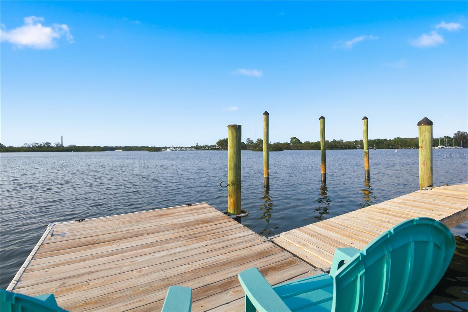 915 BAYSHORE DR — photo 71