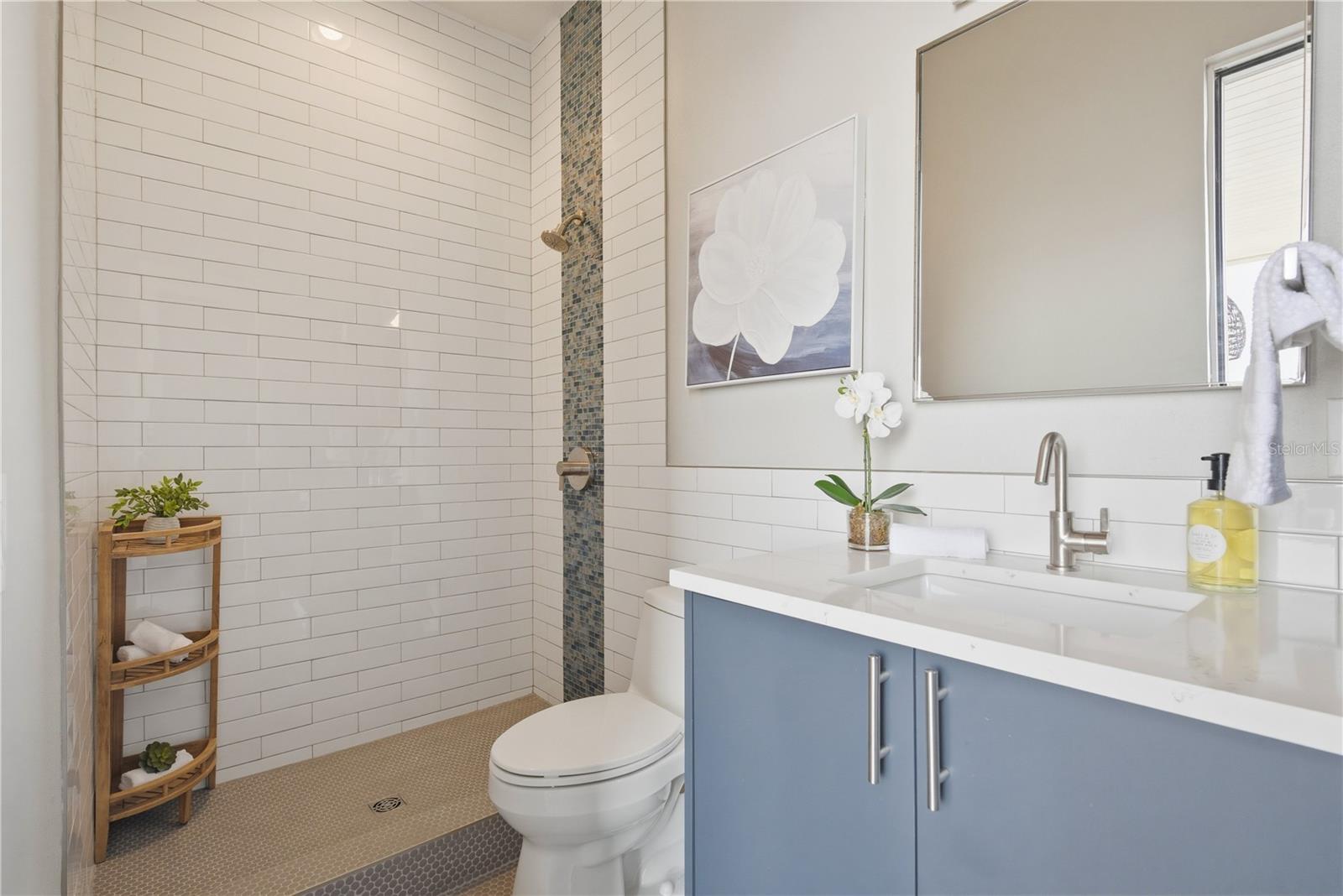 915 BAYSHORE DR — photo 54