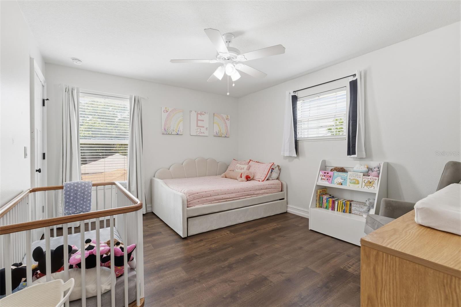 2510 W CARMEN ST — photo 31