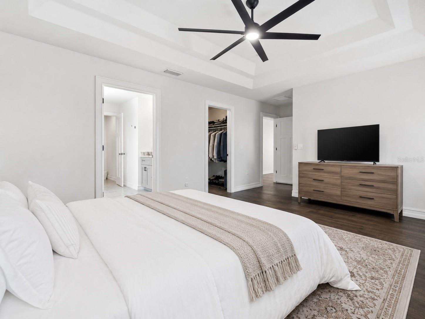 2510 W CARMEN ST — photo 25