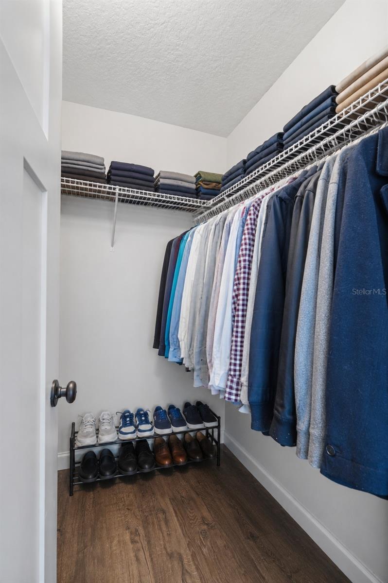 2510 W CARMEN ST — photo 28