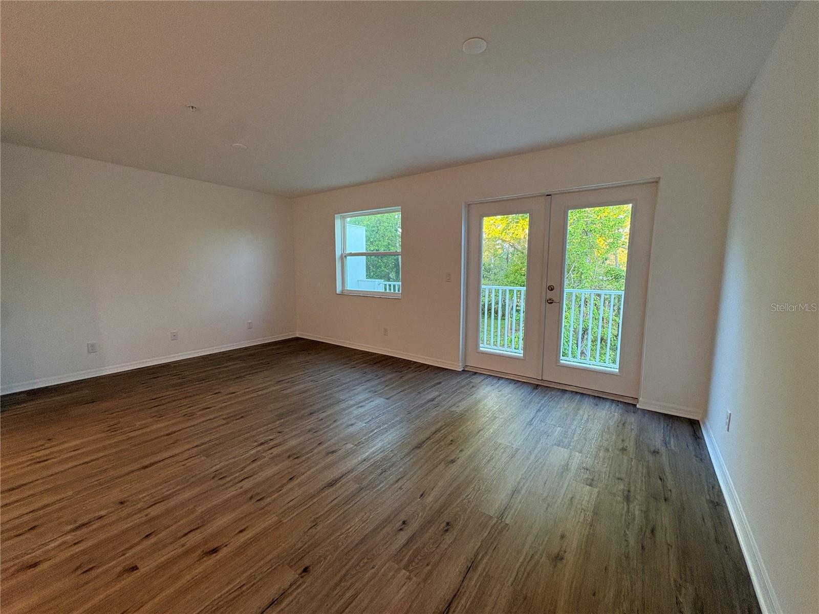 2525 6TH AVENUE DR E — photo 9