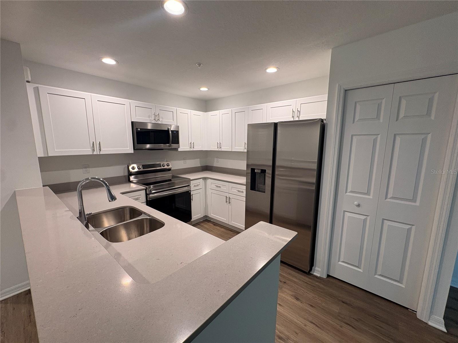2525 6TH AVENUE DR E — photo 12
