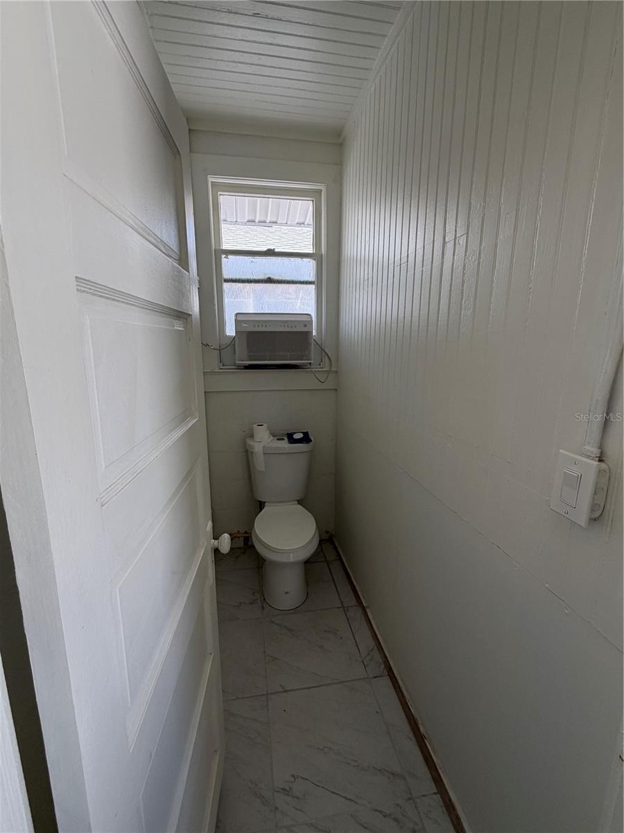 850 MANDALAY AVE — photo 34