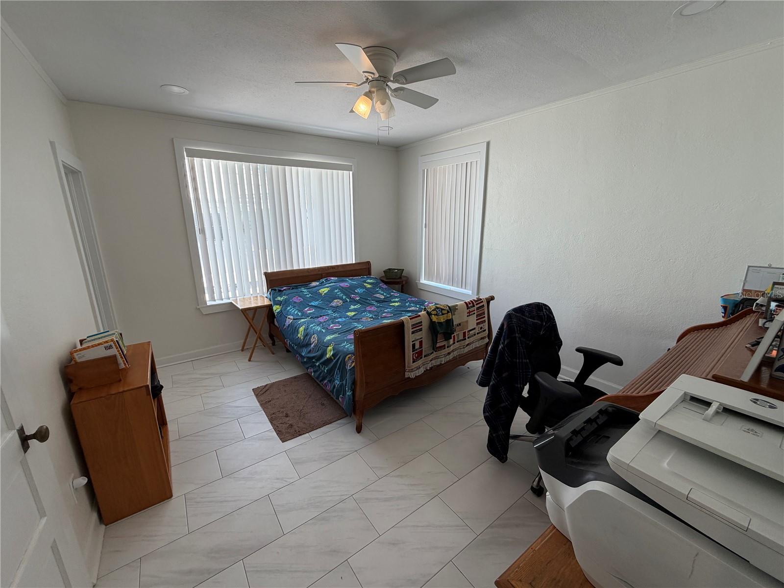 850 MANDALAY AVE — photo 20