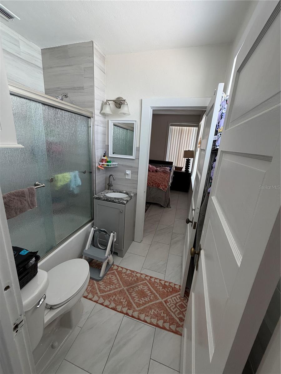 850 MANDALAY AVE — photo 23
