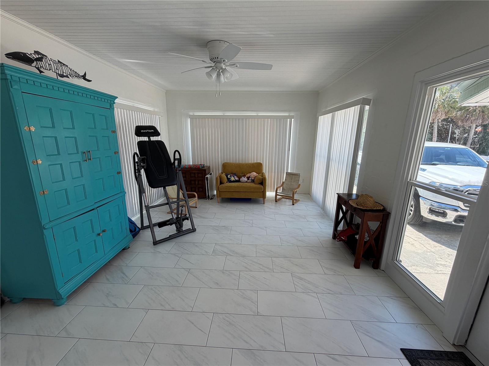850 MANDALAY AVE — photo 11
