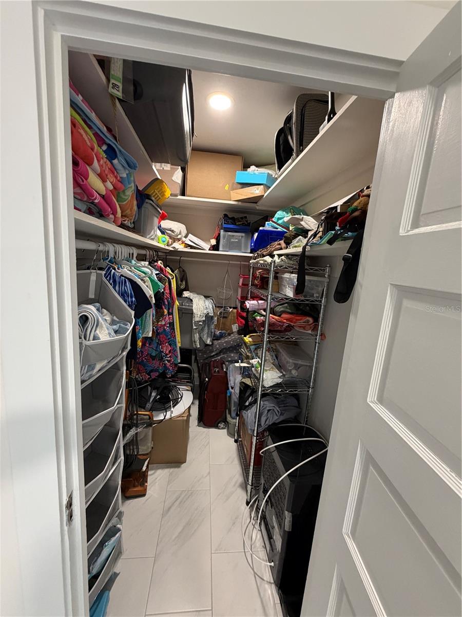 850 MANDALAY AVE — photo 16
