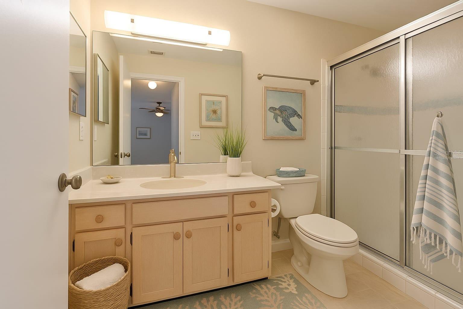2321 LANCASTER DR — photo 32