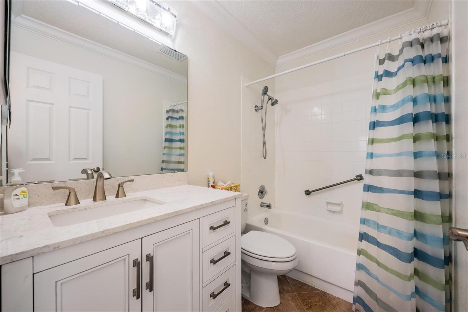 7 DUNOON PL #102 — photo 31