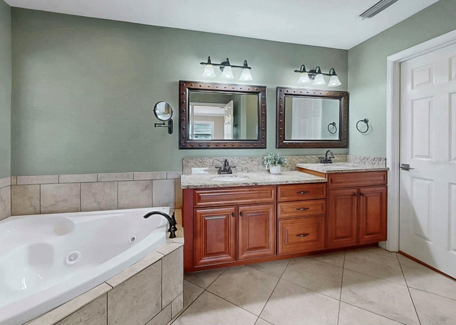 626 YARDARM DR #13 — photo 61