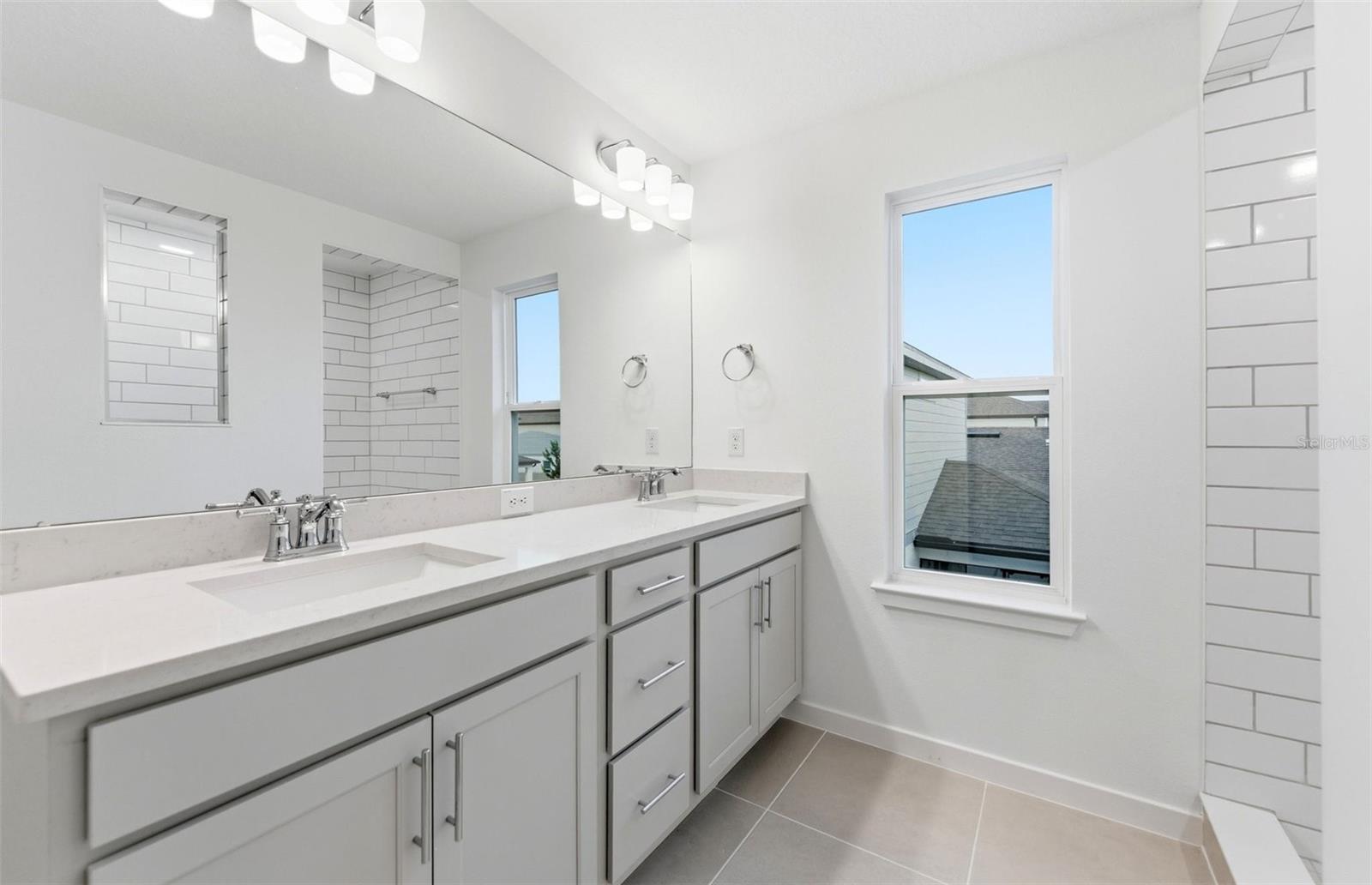 33426 BARNEBROOK DR — photo 12