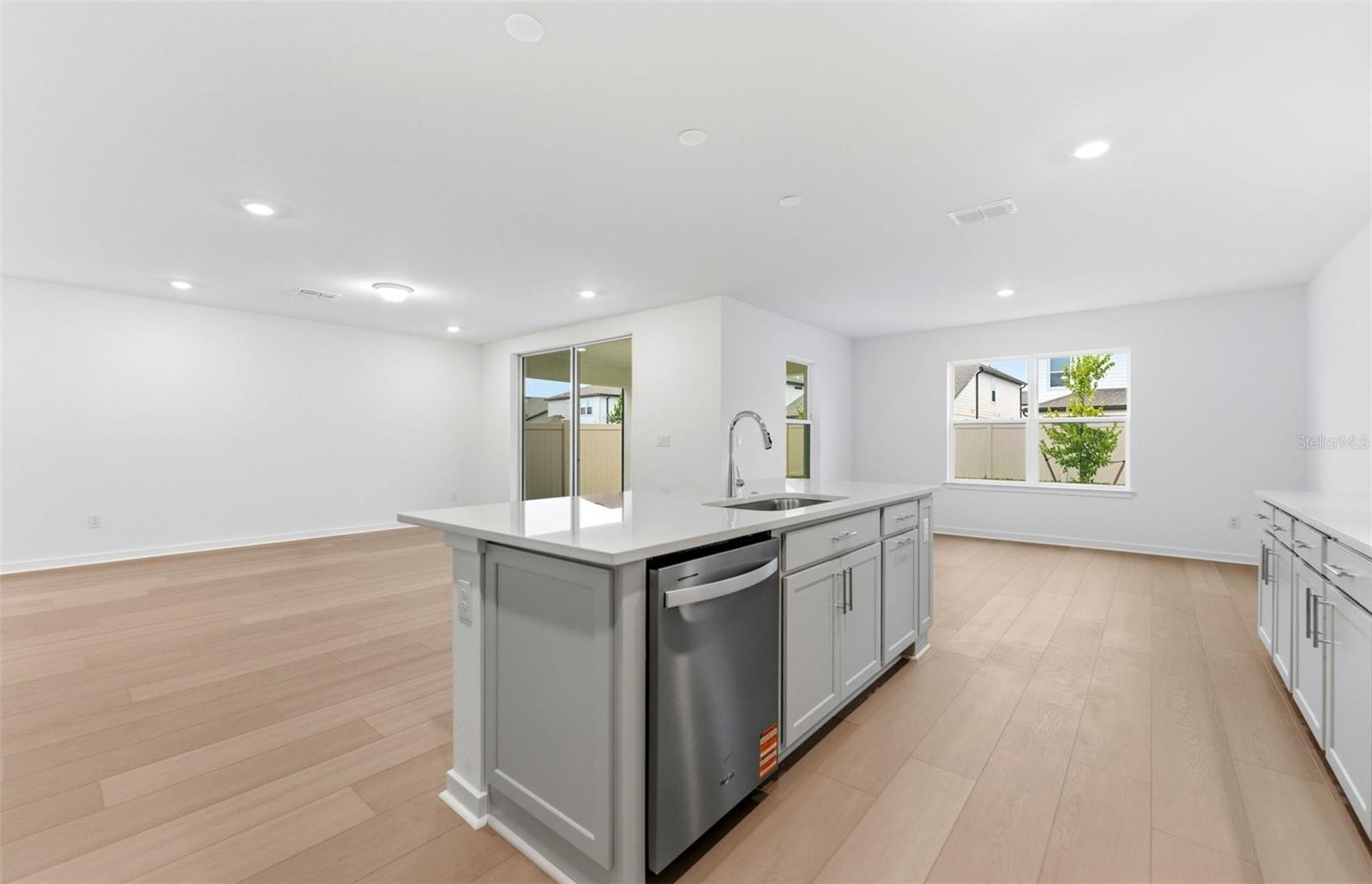 33426 BARNEBROOK DR — photo 4