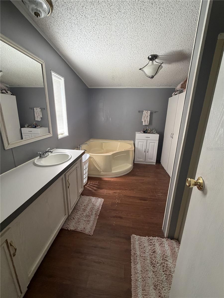 14926 DOUGLAS ST — photo 16