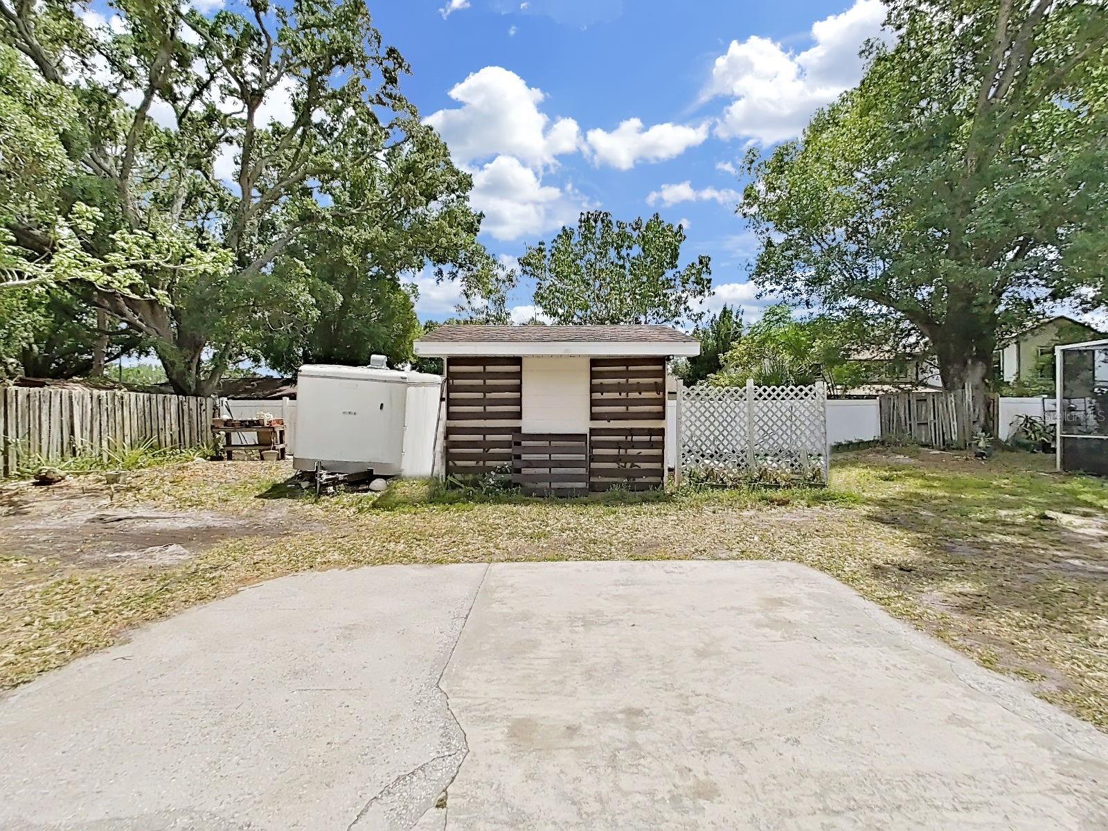 7608 BARRY RD — photo 7