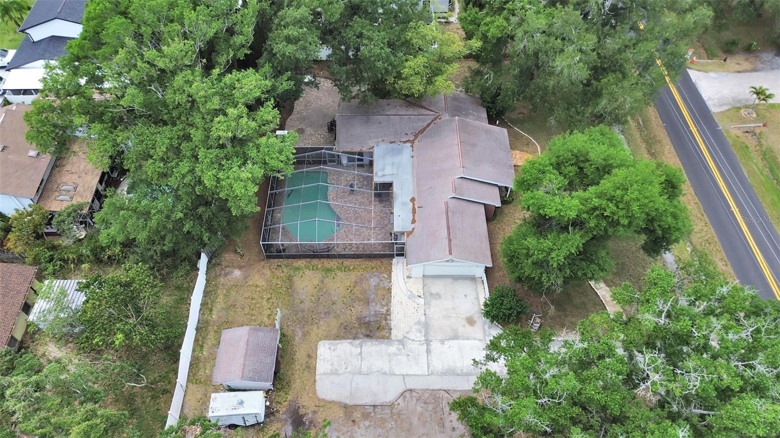 7608 BARRY RD — photo 3