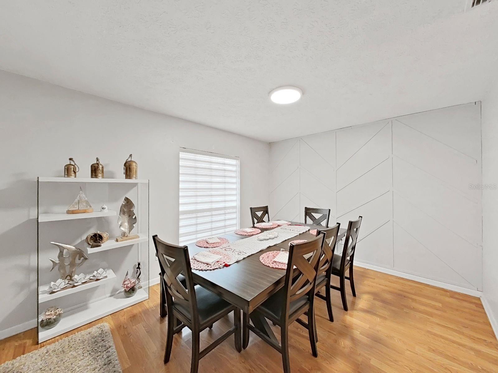 7608 BARRY RD — photo 25