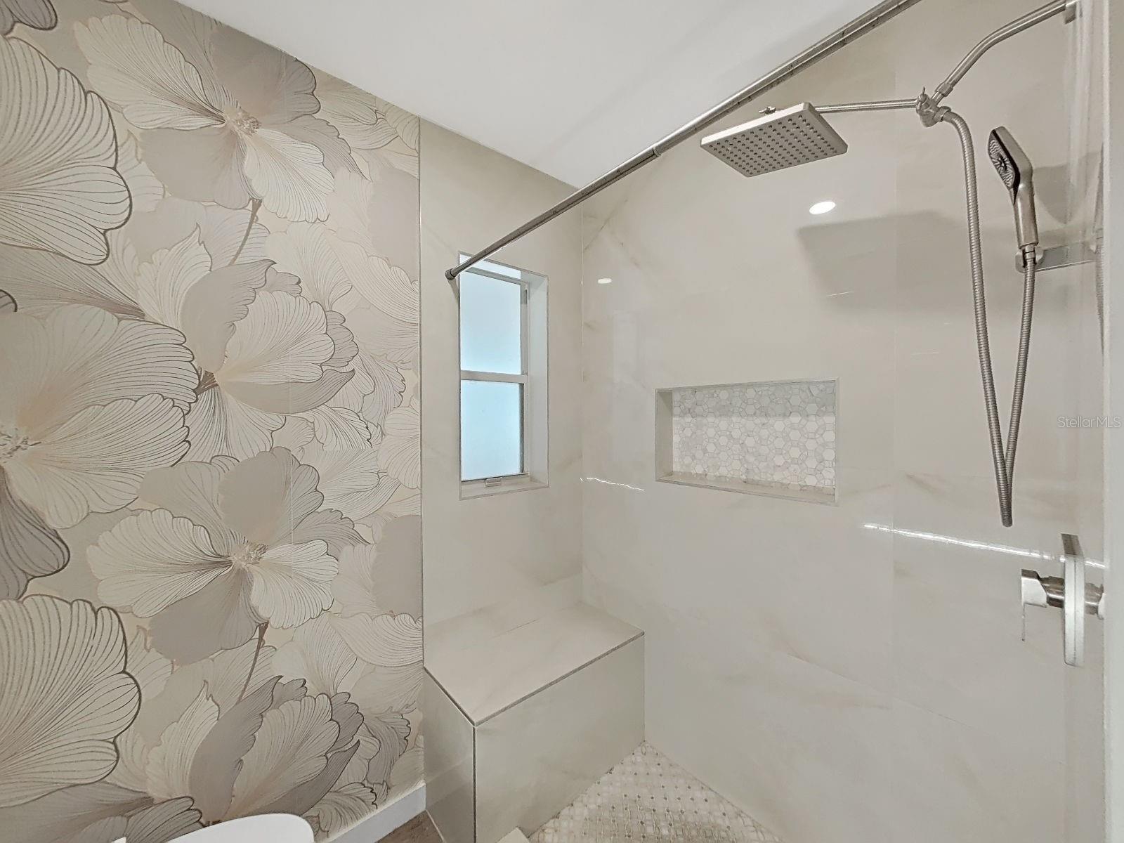 7608 BARRY RD — photo 35