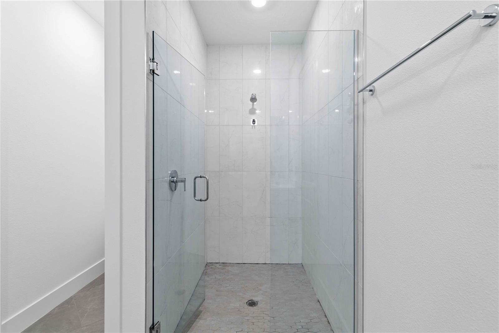 18516 DAYSPRING PL — photo 17