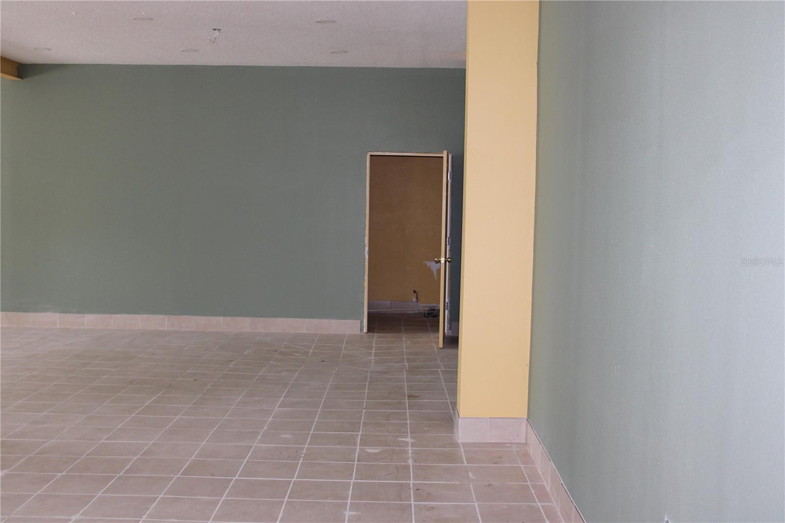2180 N HERCULES AVE — photo 12