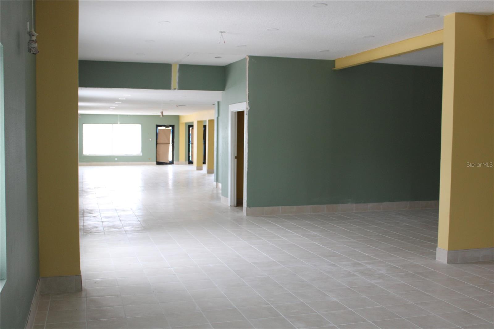 2180 N HERCULES AVE — photo 10