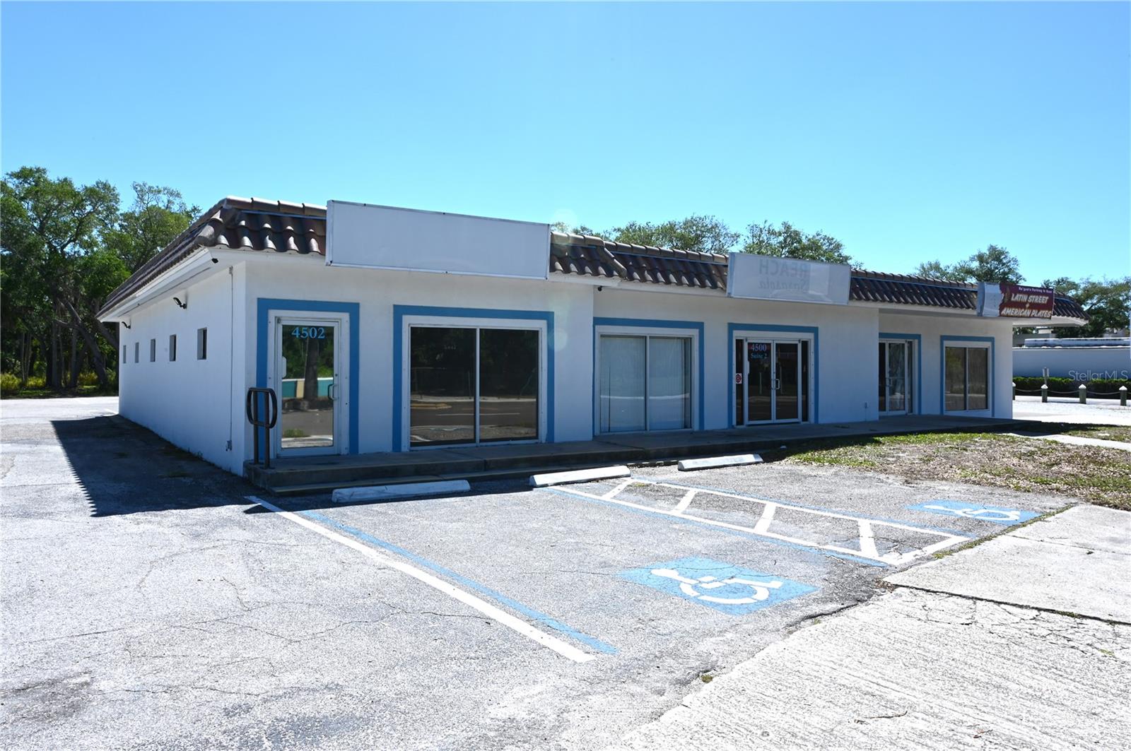 4500 N TAMIAMI TRL — photo 10