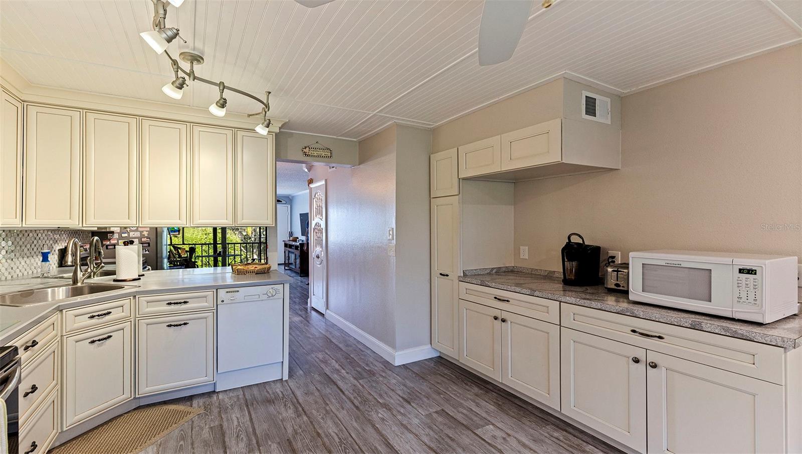 4910 BAY ST NE #310 — photo 13