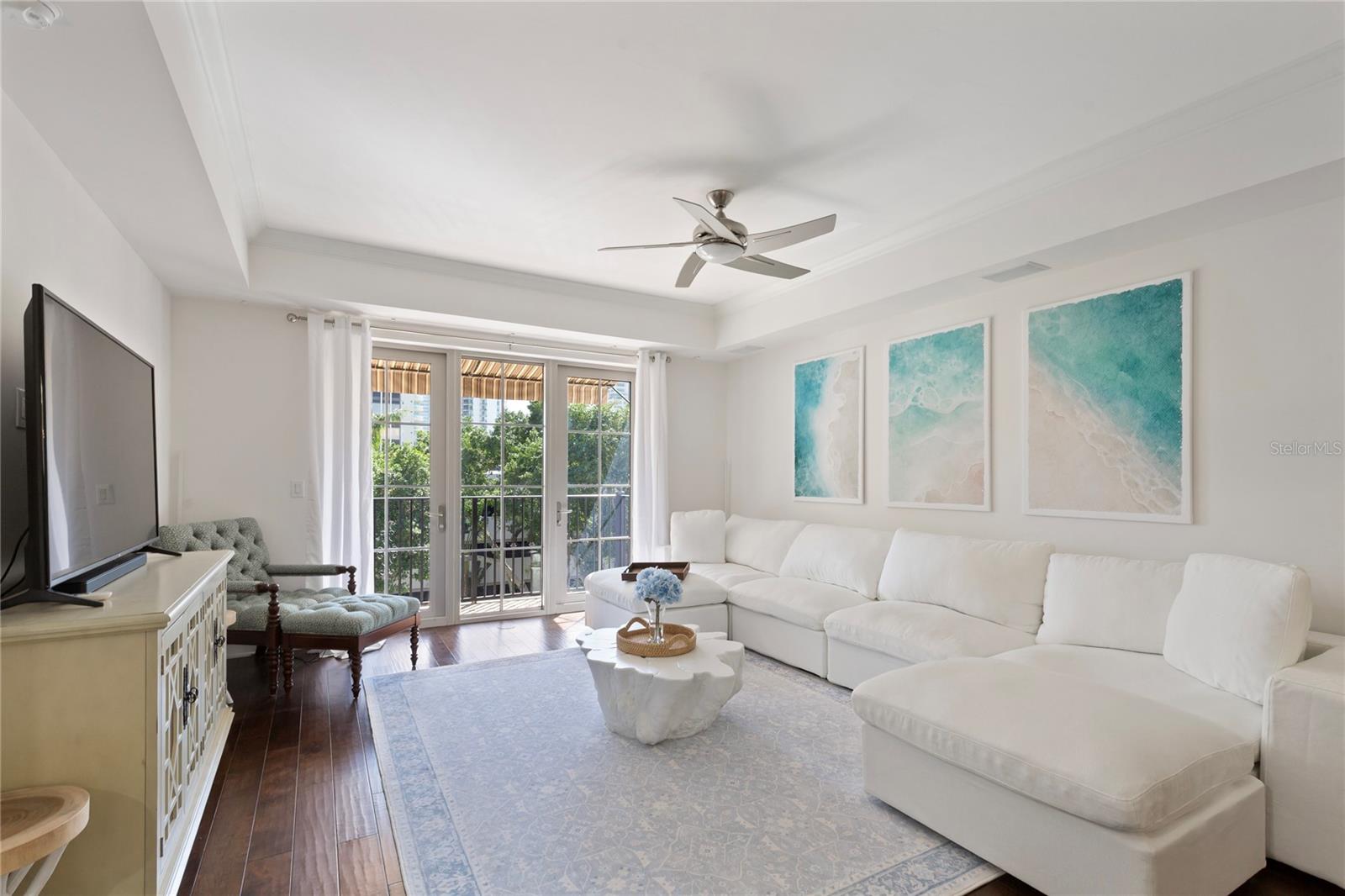 300 BEACH DR NE #302 — photo 7