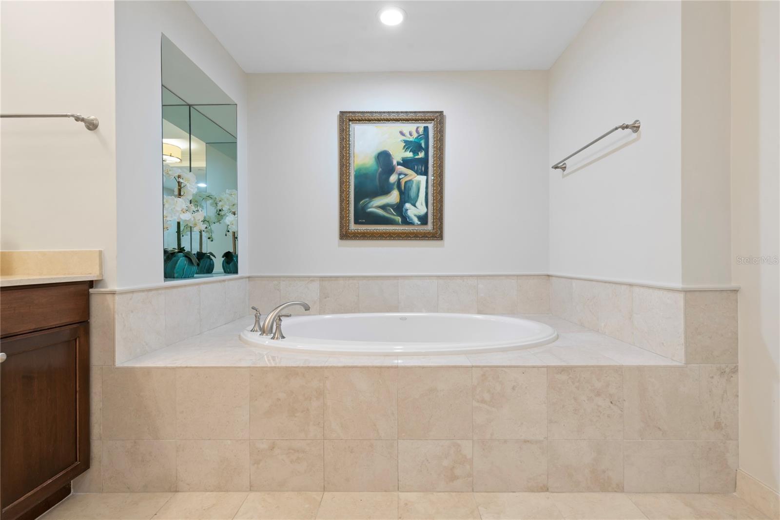 300 BEACH DR NE #302 — photo 18