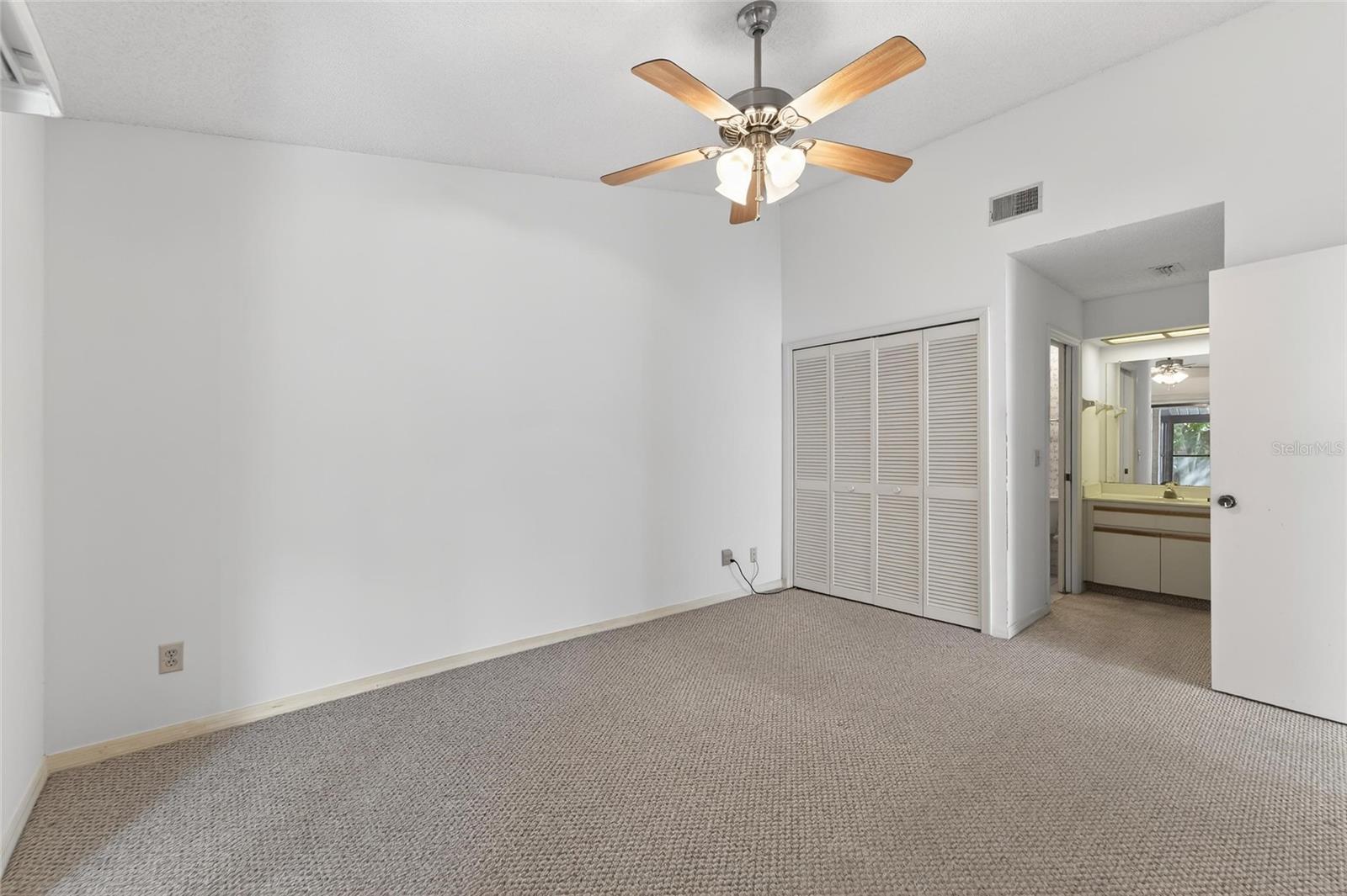 2369 BEVERLY DR — photo 29