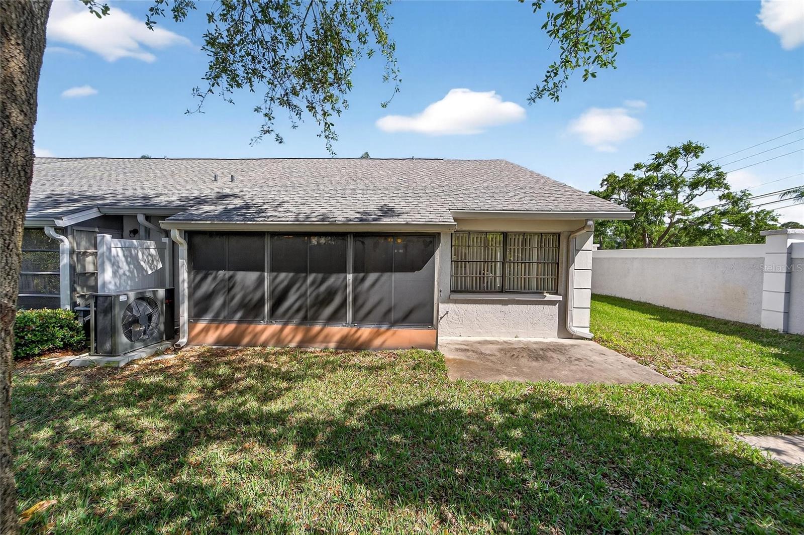 2369 BEVERLY DR — photo 49