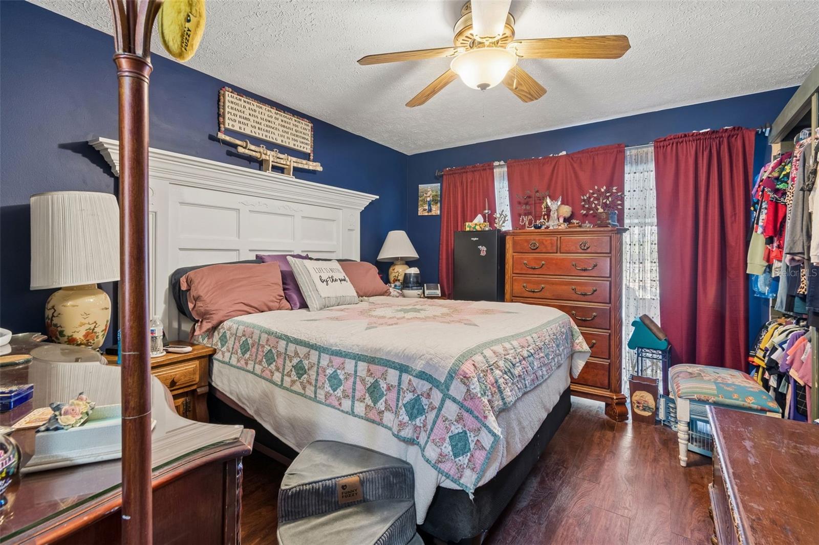 5059 BERNADETTE DR — photo 12