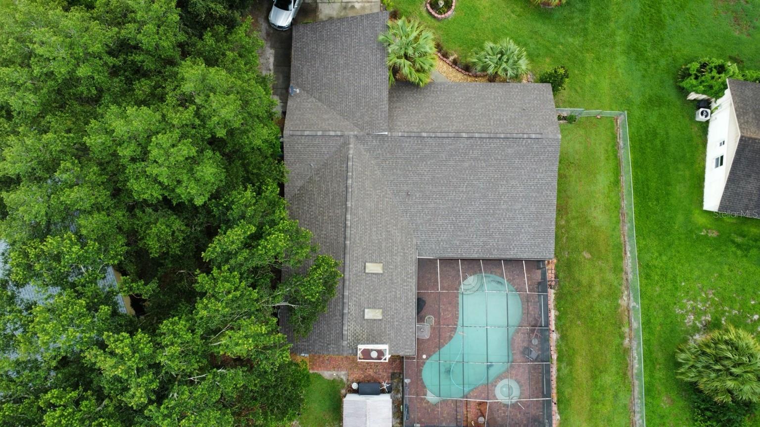 5059 BERNADETTE DR — photo 44