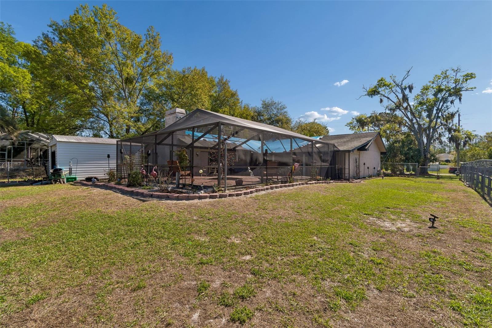 5059 BERNADETTE DR — photo 34
