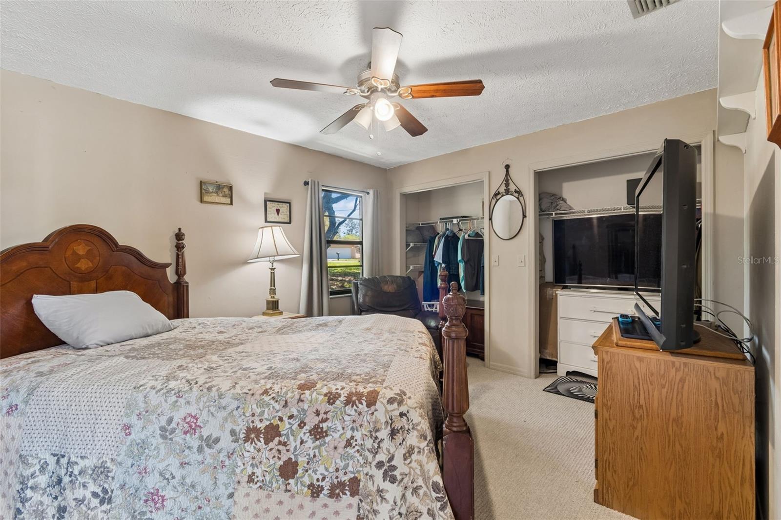 5059 BERNADETTE DR — photo 24