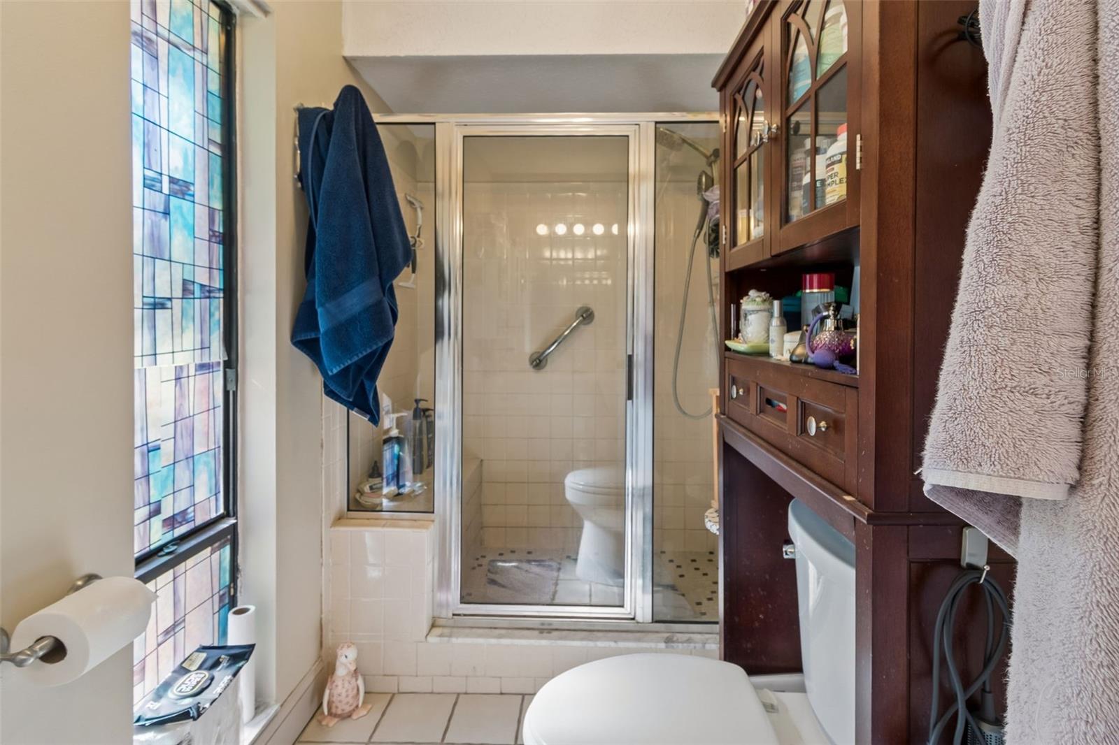 5059 BERNADETTE DR — photo 11
