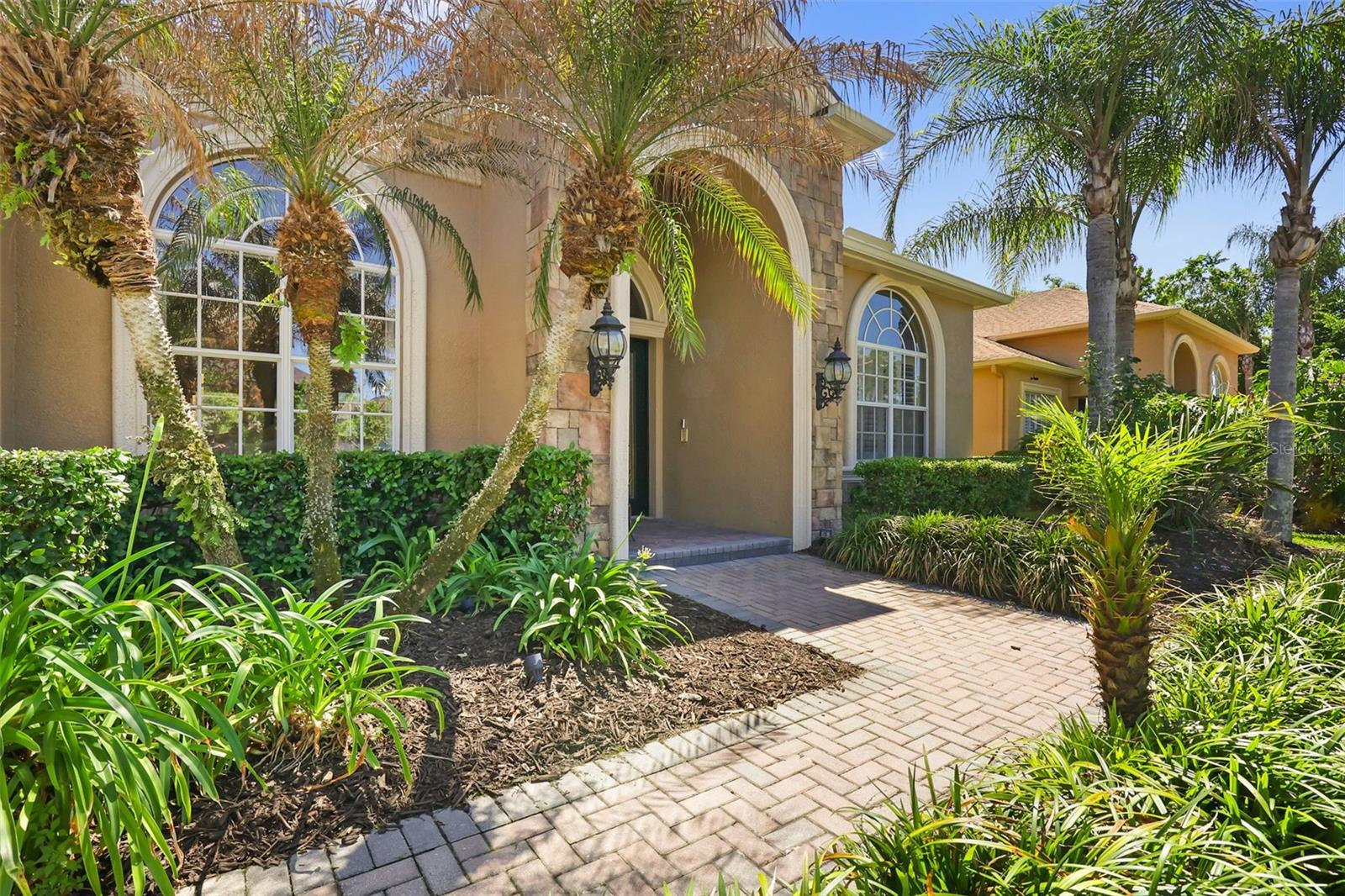 27608 PINE POINT DR — photo 2