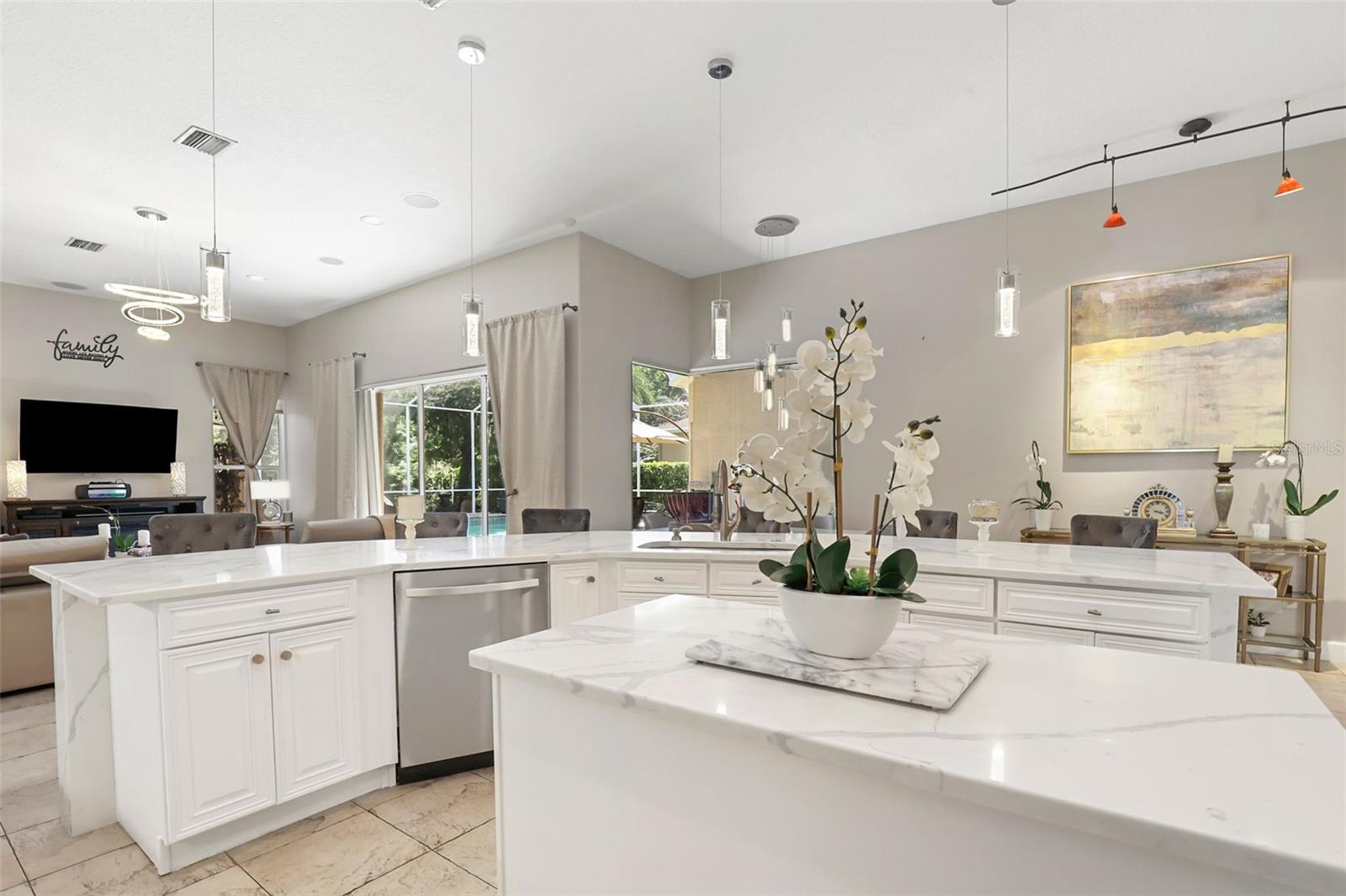 27608 PINE POINT DR — photo 9