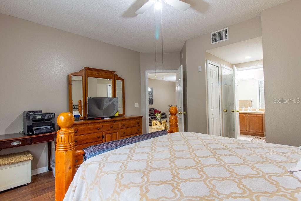 6445 CYPRESSDALE DR #102 — photo 10