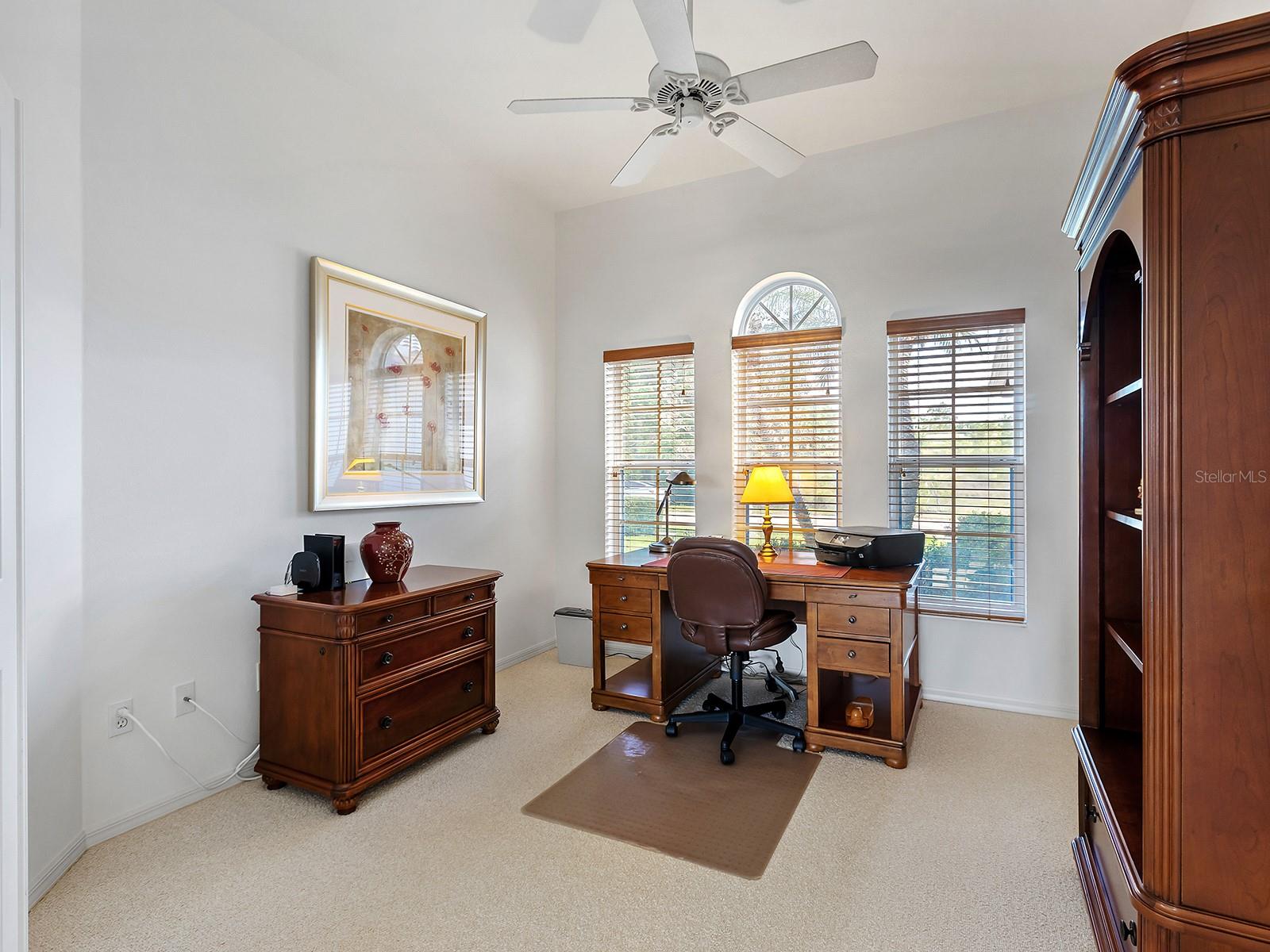 10106 GLENMORE AVE — photo 27