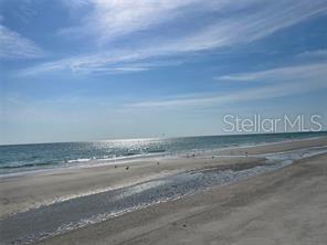 6901 GULF WINDS DR — photo 40