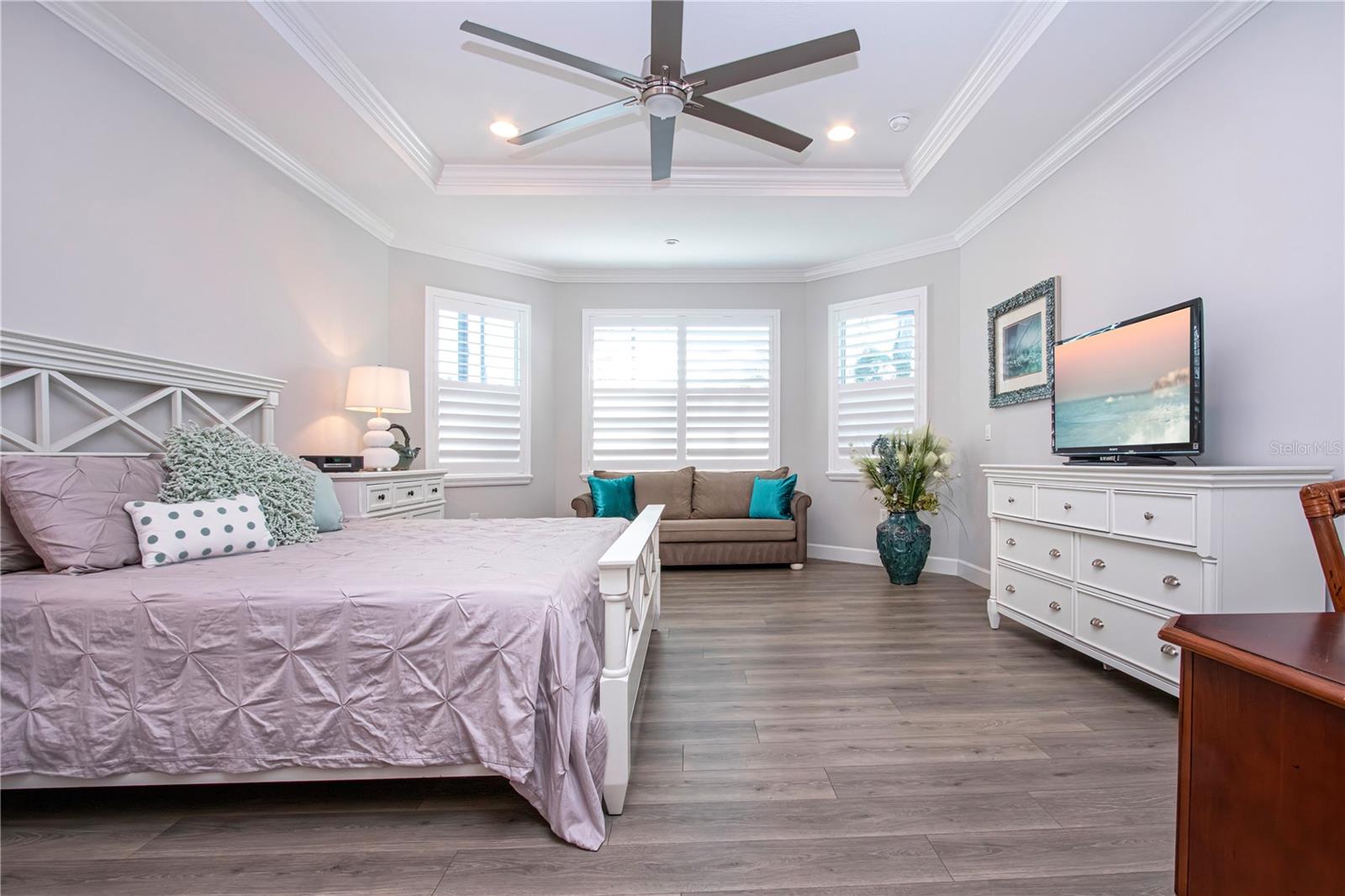 7732 SANDHILL LAKE DR — photo 57