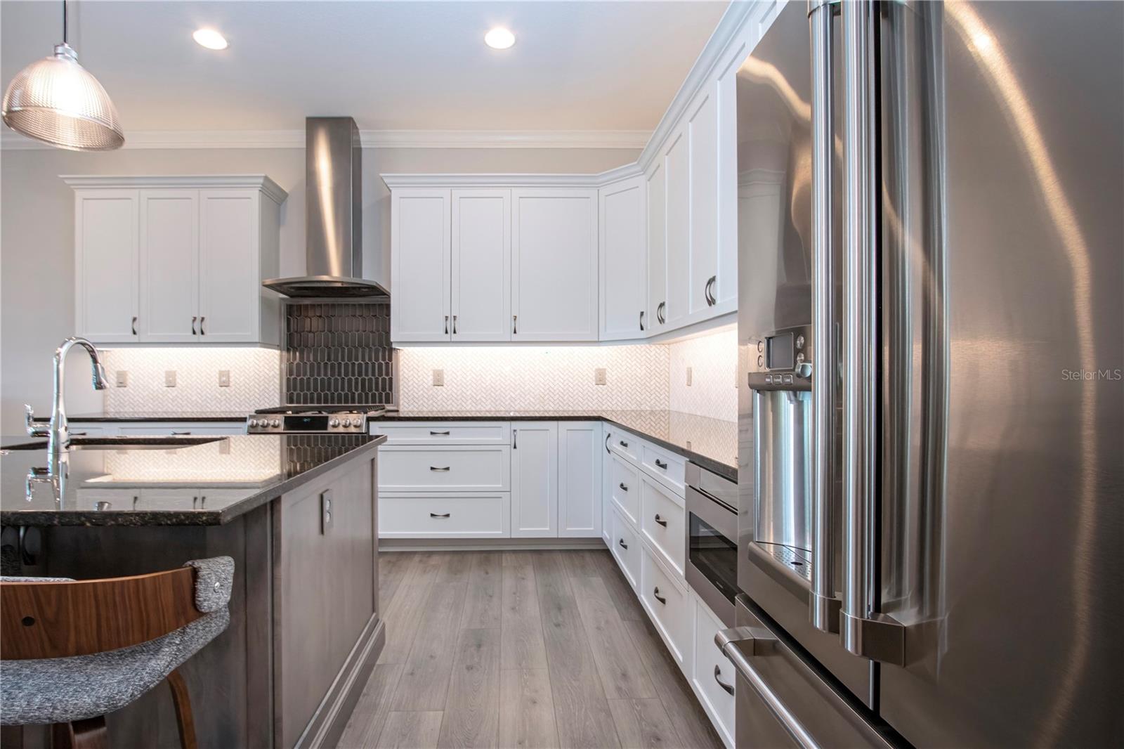 7732 SANDHILL LAKE DR — photo 52