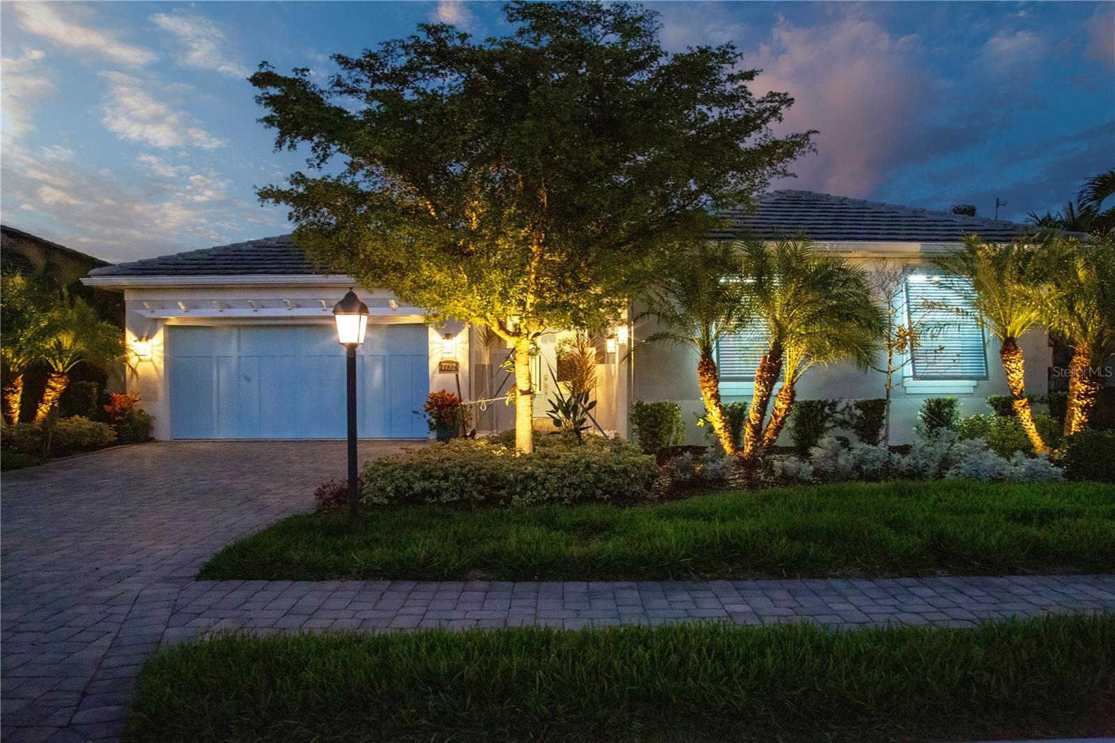 7732 SANDHILL LAKE DR — photo 82