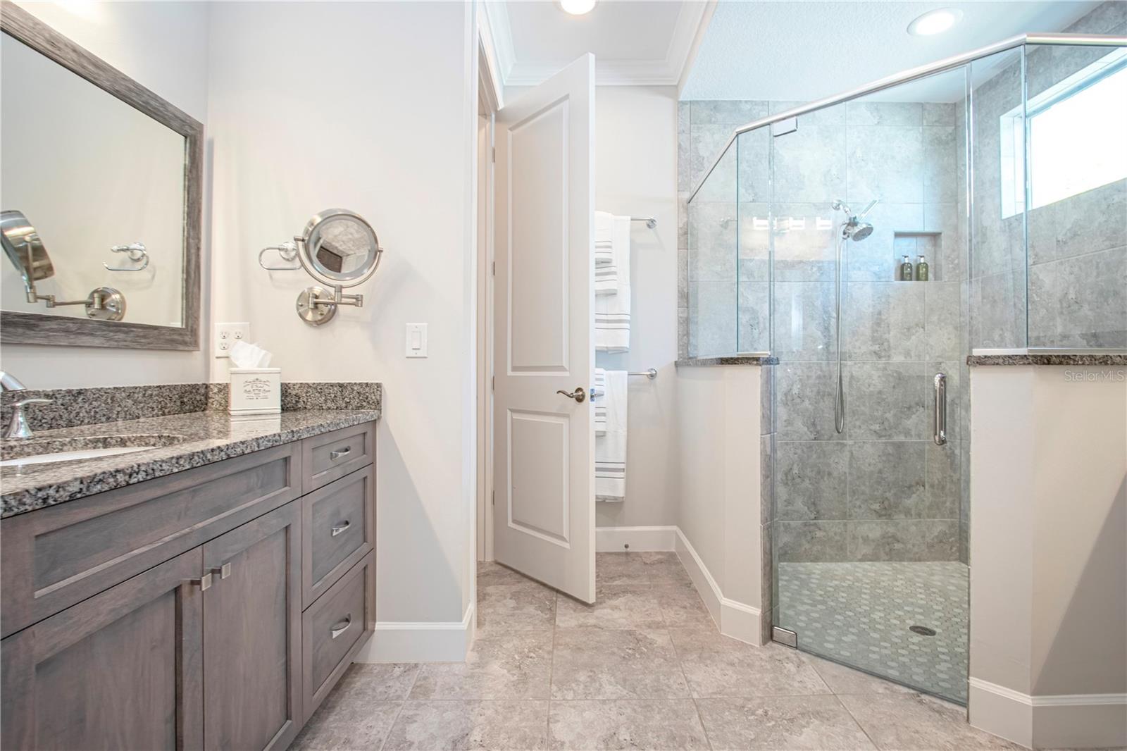 7732 SANDHILL LAKE DR — photo 64